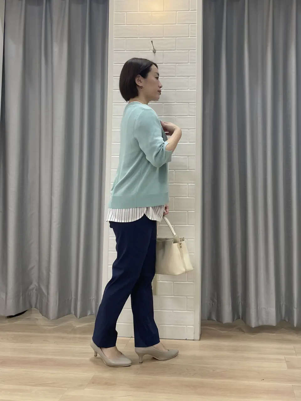 ANY SIS 丸岡 コーディネート画像