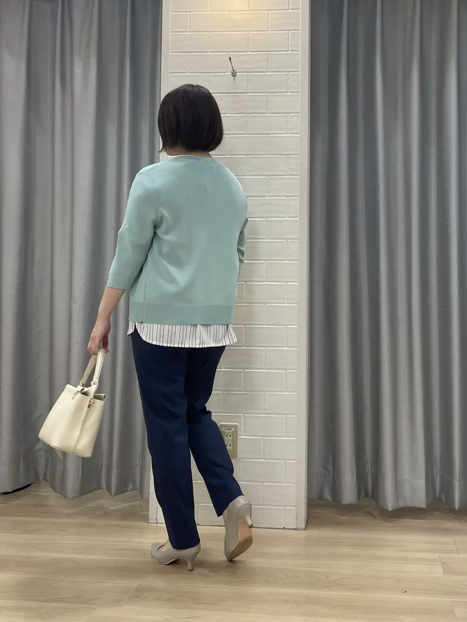 ANY SIS 丸岡 コーディネート画像