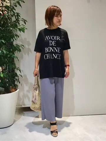 ANY SIS tomo コーディネート画像