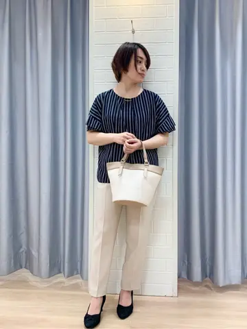 ANY SIS 丸岡 コーディネート画像