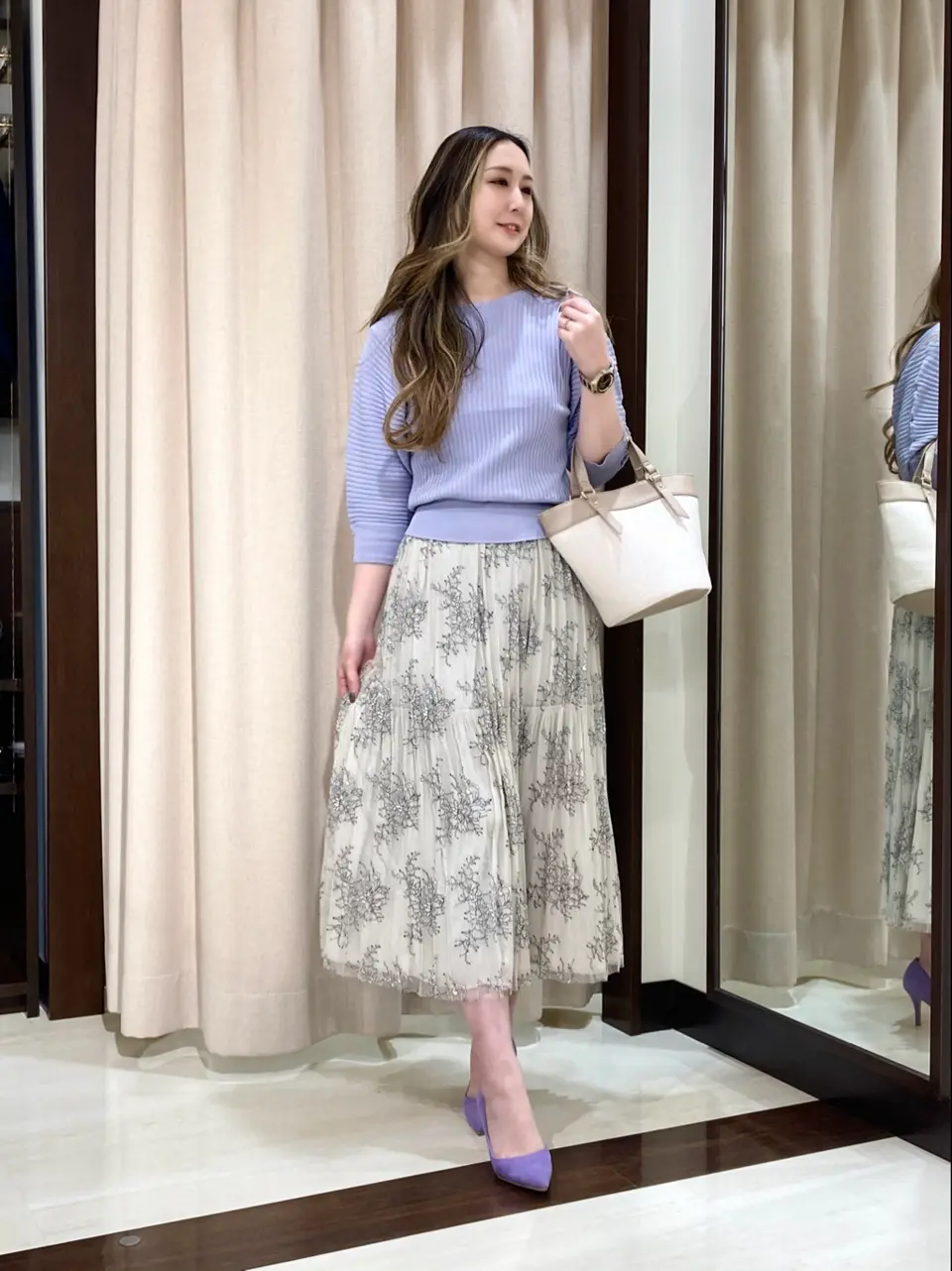 ANY SIS STAFF コーディネート画像