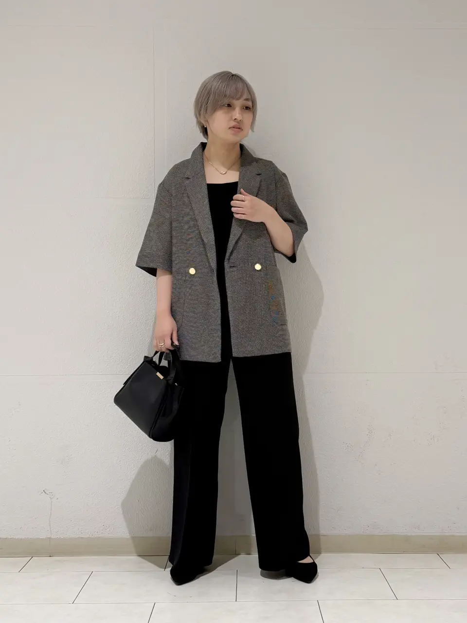  村上 コーディネート画像