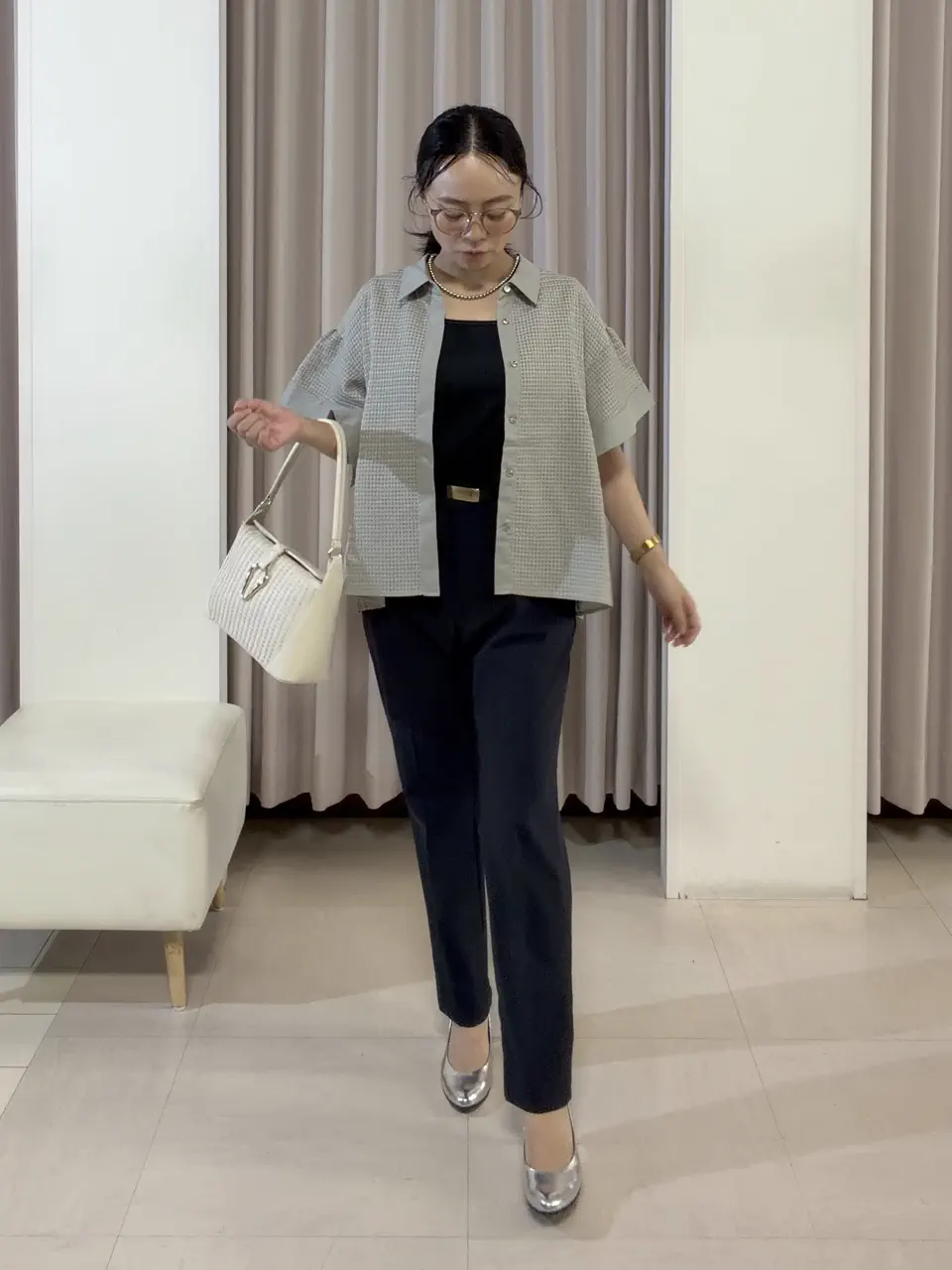 ANY SIS ナラ コーディネート画像