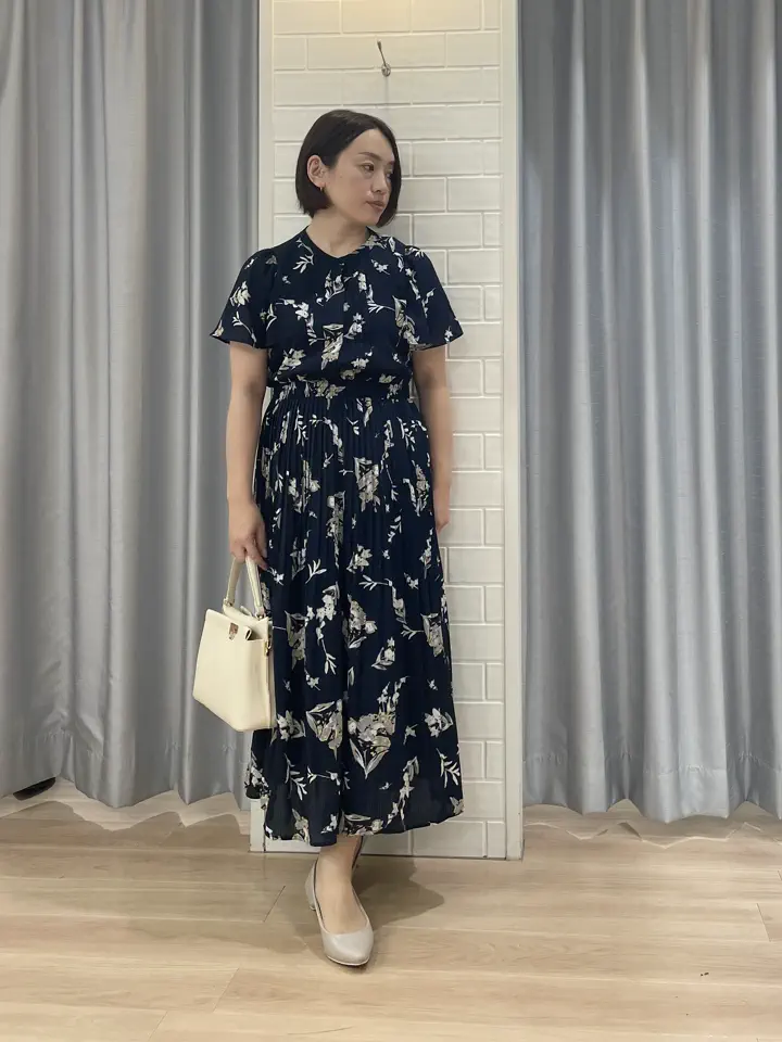 ANY SIS 丸岡 コーディネート画像