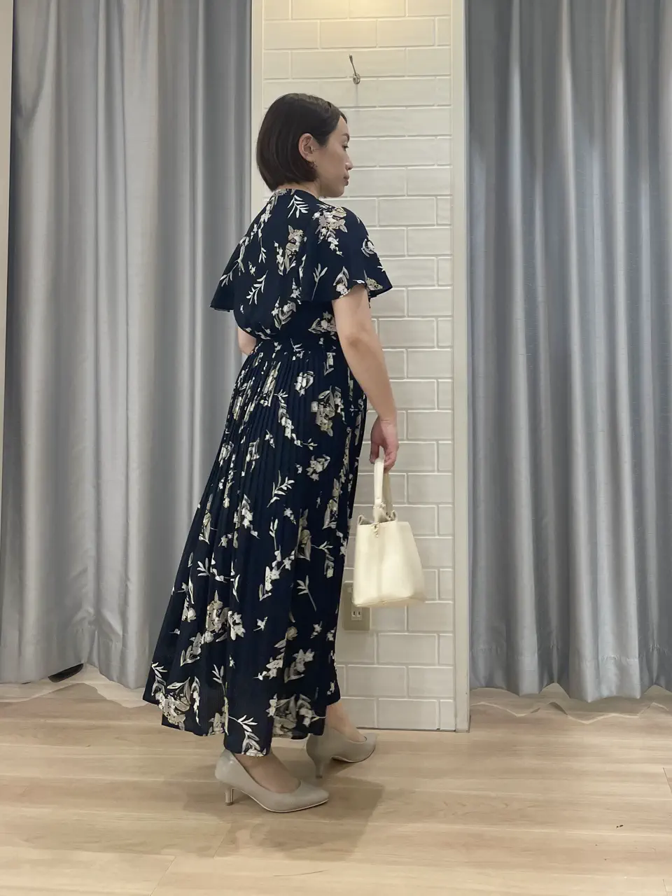 ANY SIS 丸岡 コーディネート画像