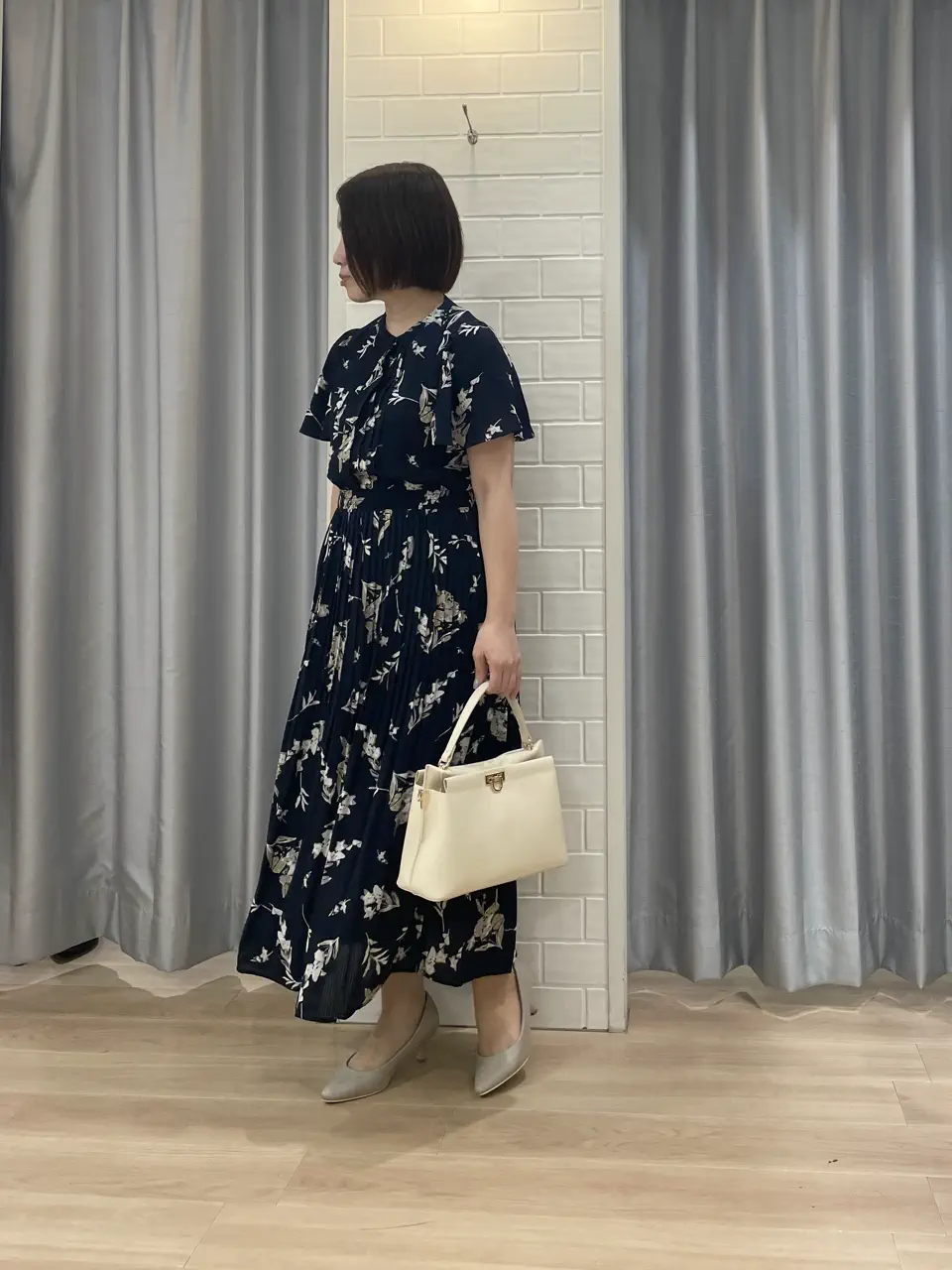 ANY SIS 丸岡 コーディネート画像