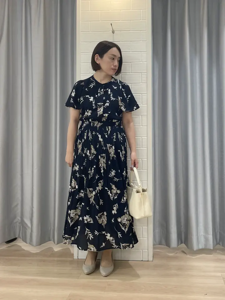 ANY SIS 丸岡 コーディネート画像