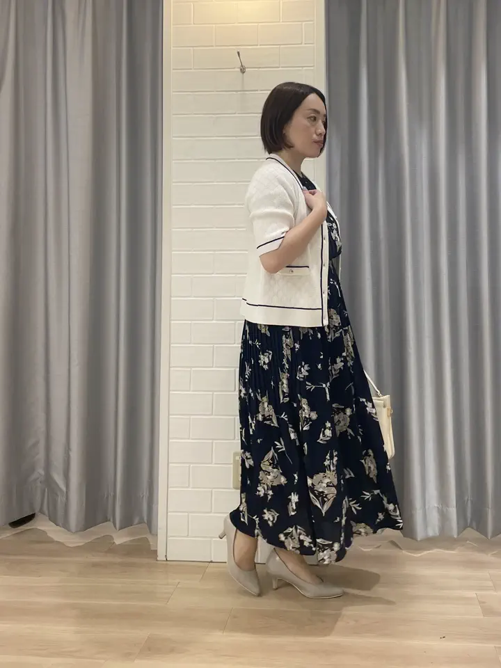 ANY SIS 丸岡 コーディネート画像