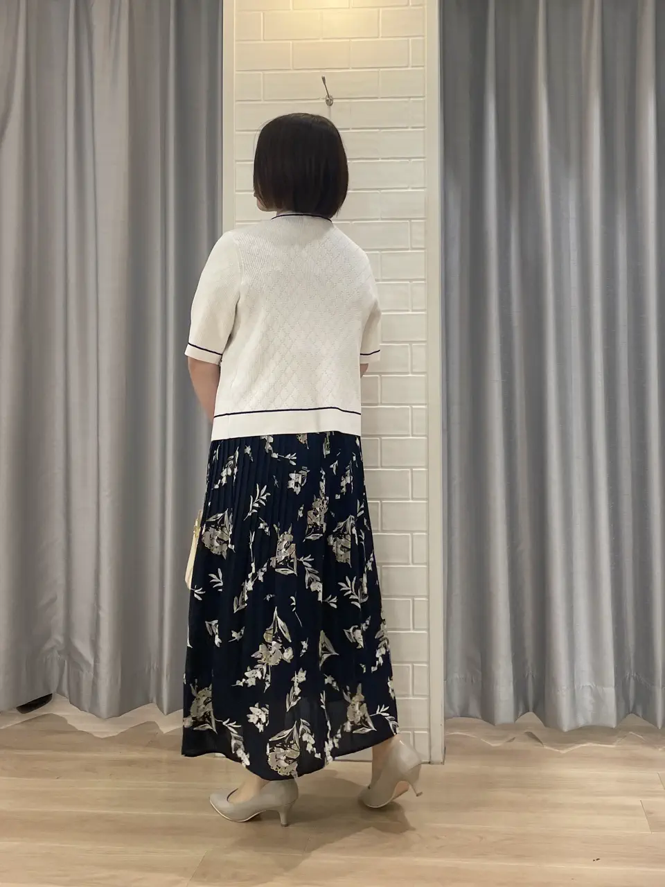 ANY SIS 丸岡 コーディネート画像