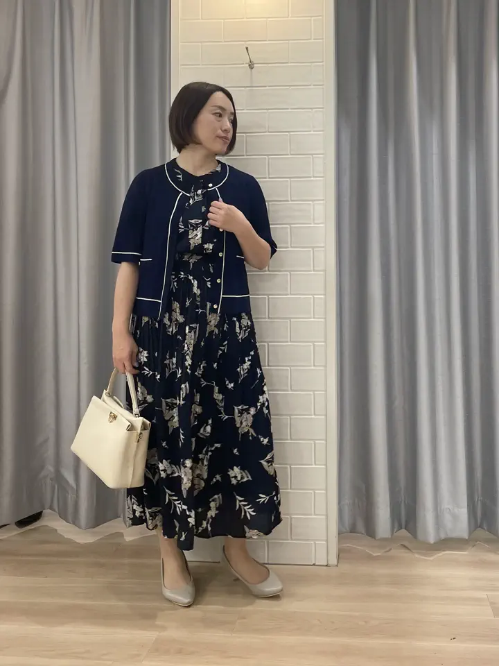 ANY SIS 丸岡 コーディネート画像