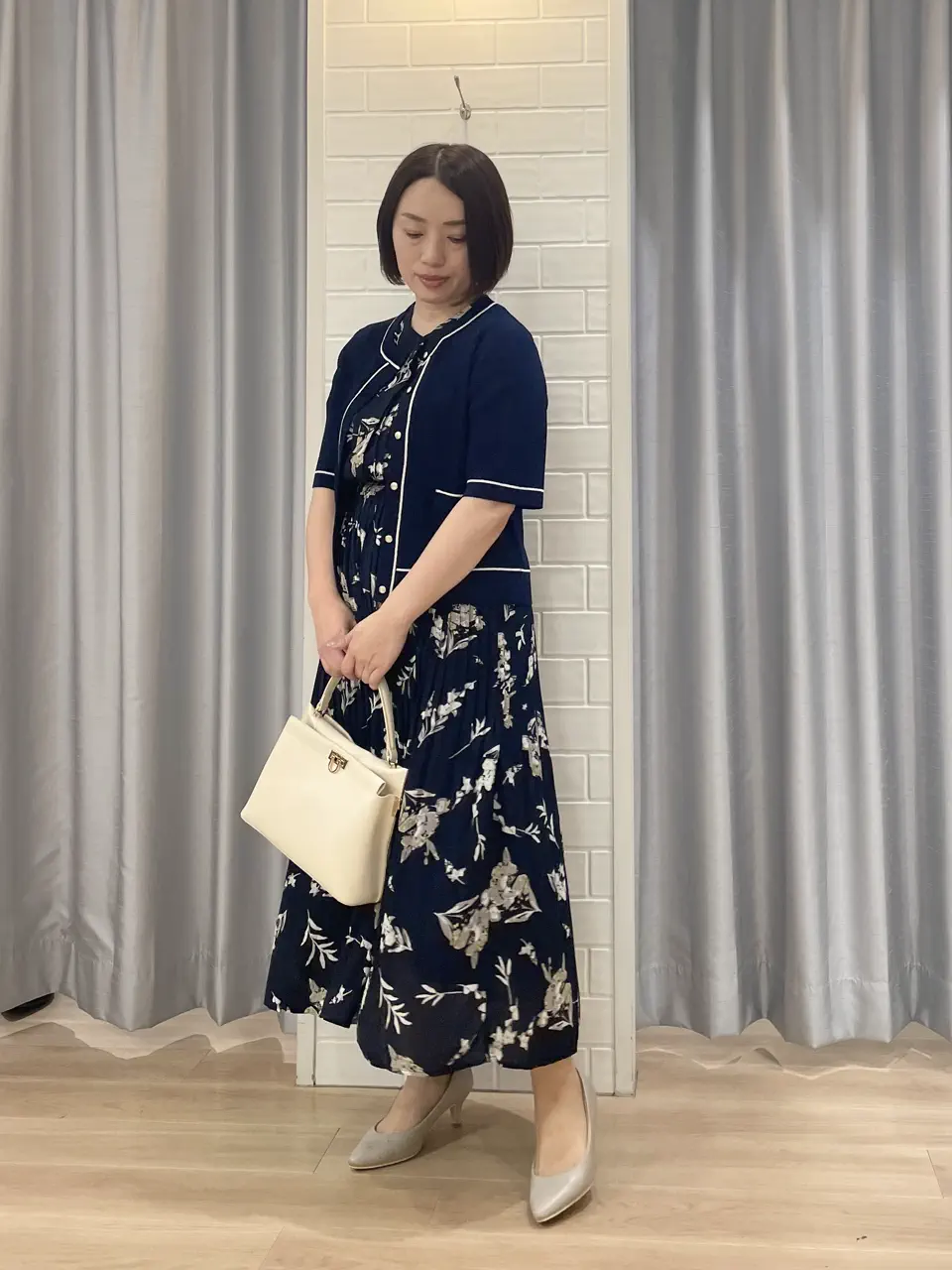 ANY SIS 丸岡 コーディネート画像