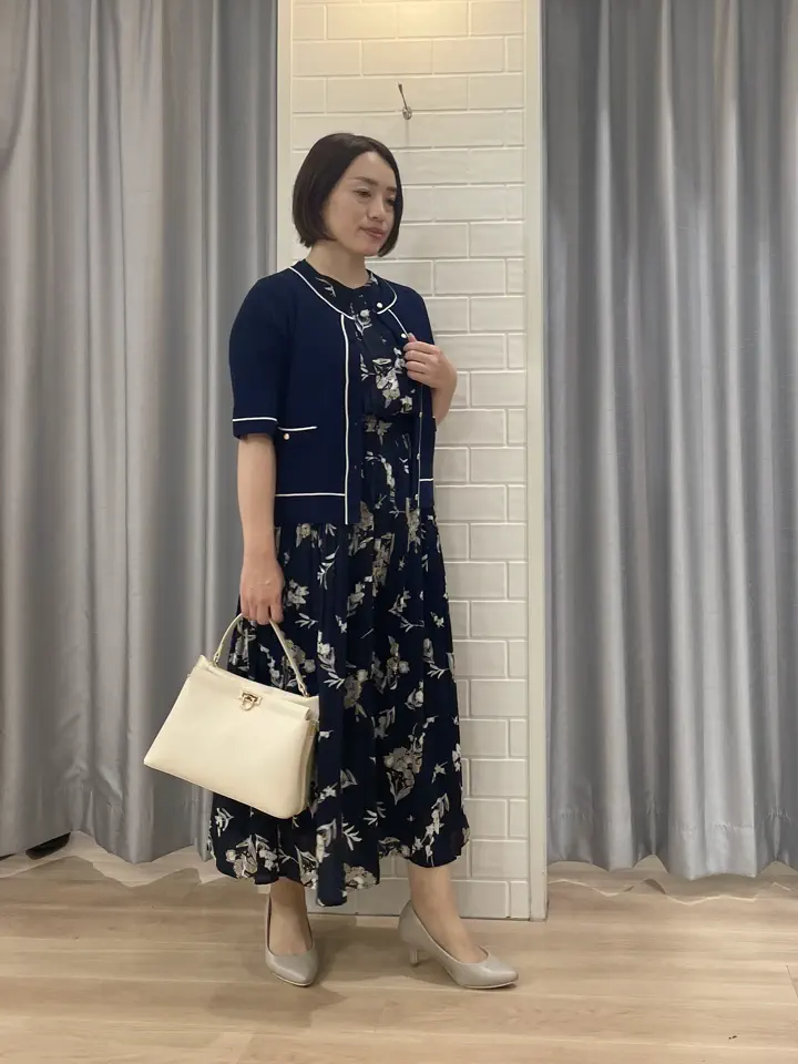 ANY SIS 丸岡 コーディネート画像