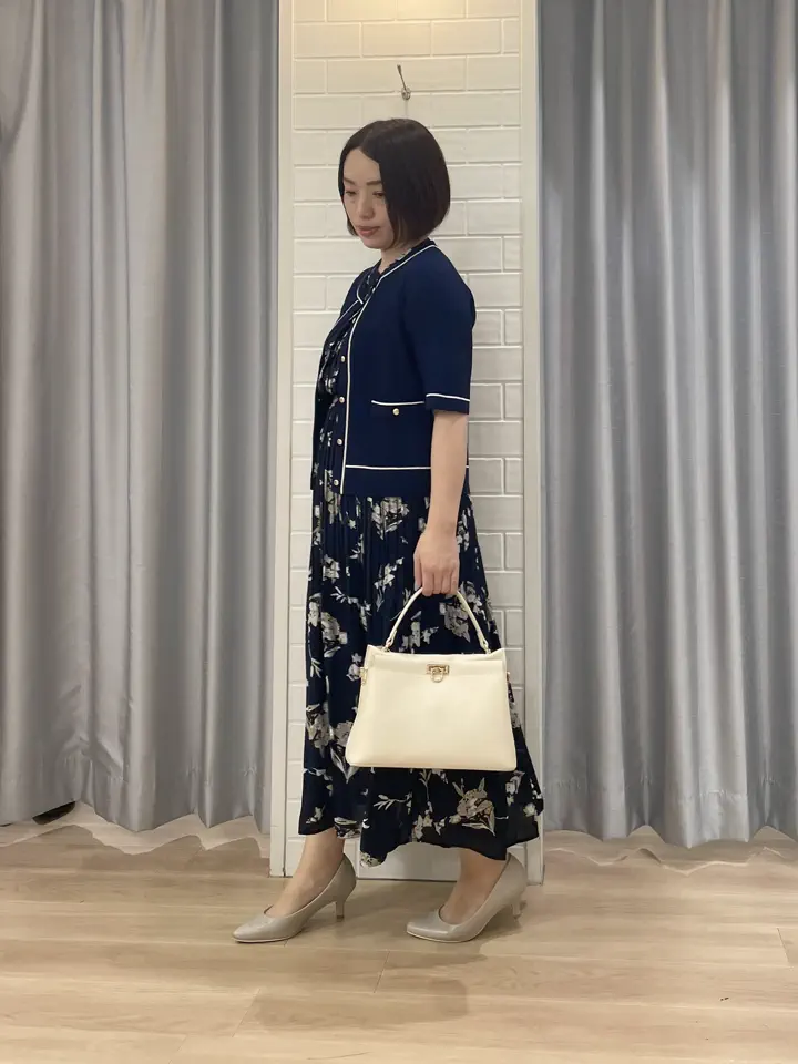 ANY SIS 丸岡 コーディネート画像