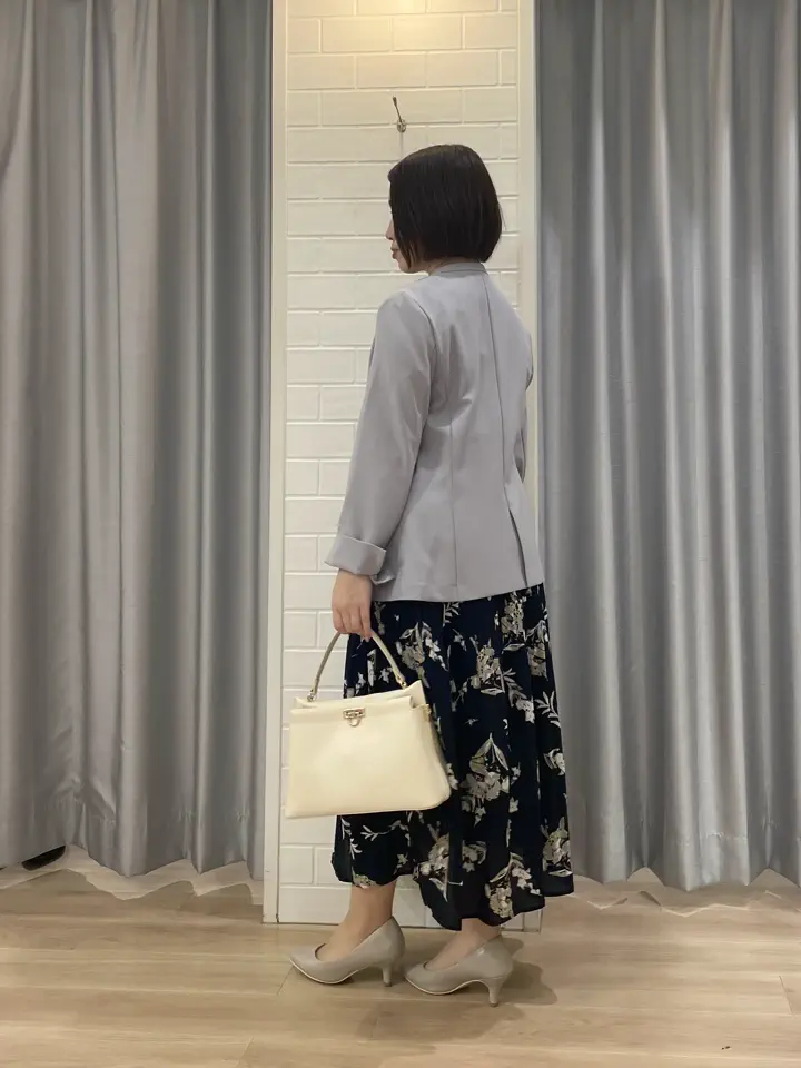 ANY SIS 丸岡 コーディネート画像
