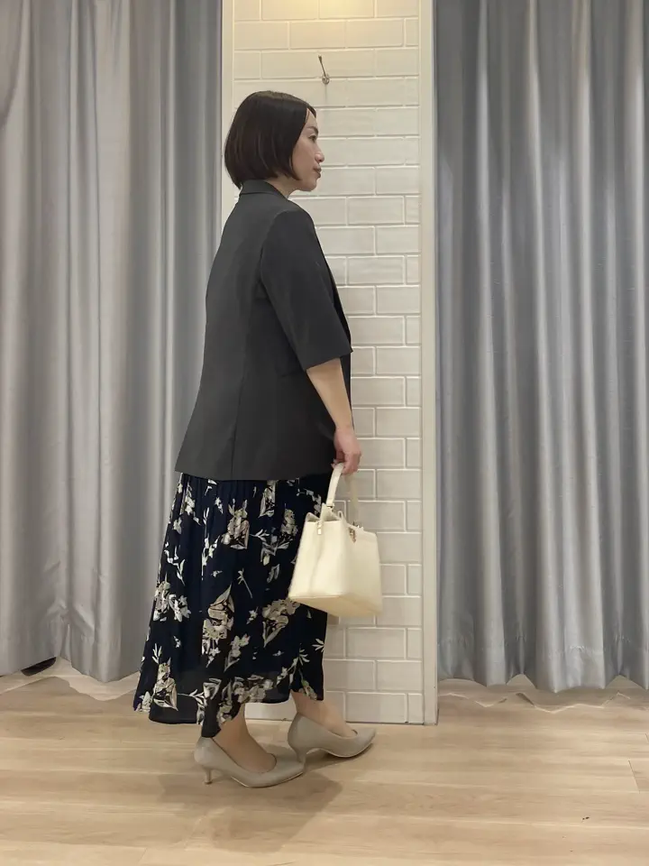 ANY SIS 丸岡 コーディネート画像