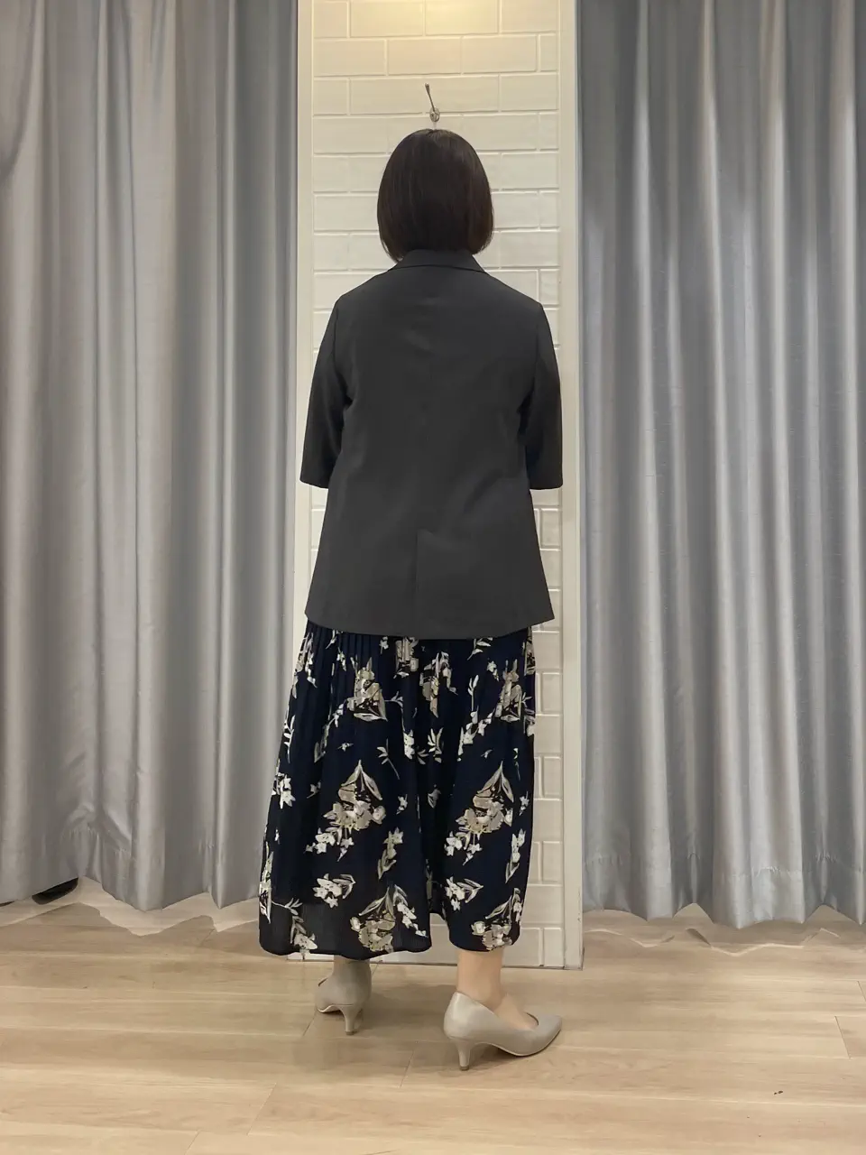 ANY SIS 丸岡 コーディネート画像