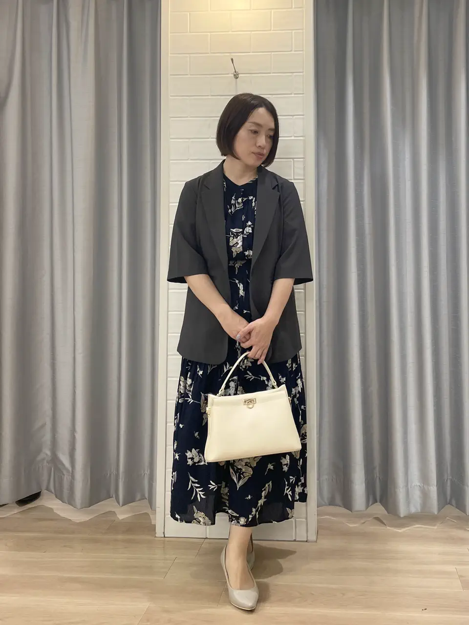 ANY SIS 丸岡 コーディネート画像