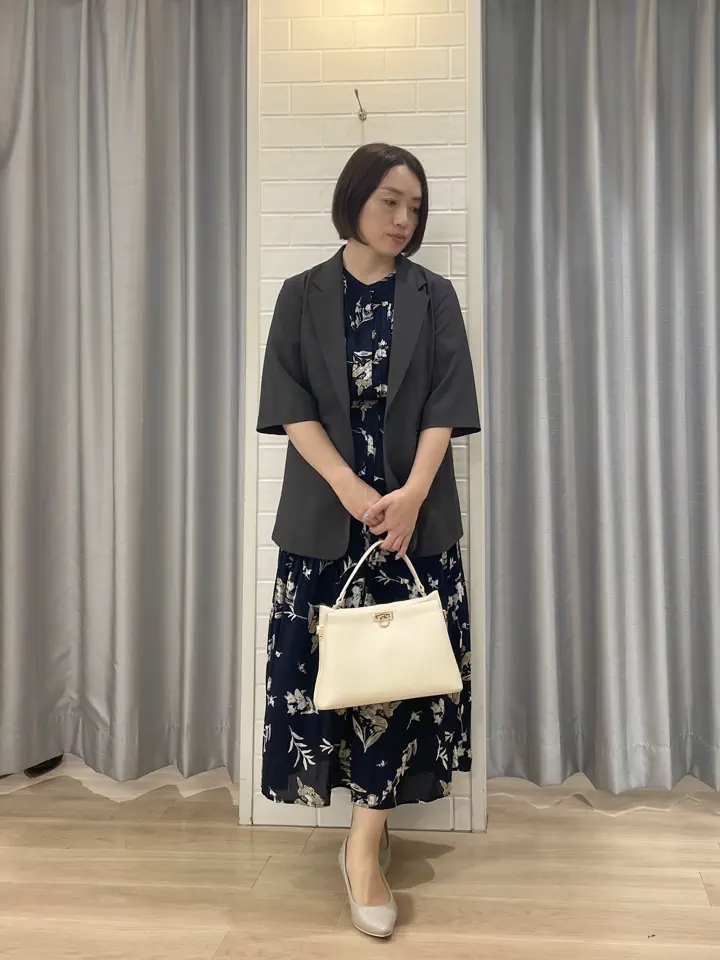 ANY SIS 丸岡 コーディネート画像