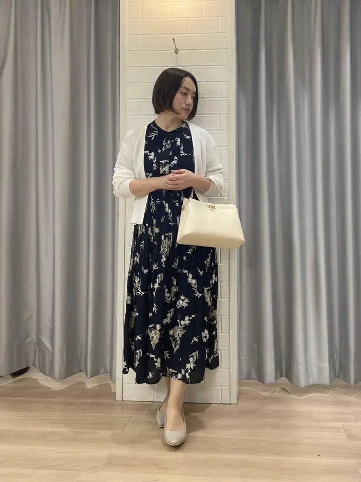 ANY SIS 丸岡 コーディネート画像