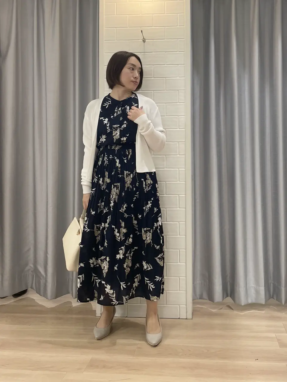 ANY SIS 丸岡 コーディネート画像
