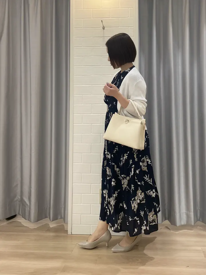 ANY SIS 丸岡 コーディネート画像