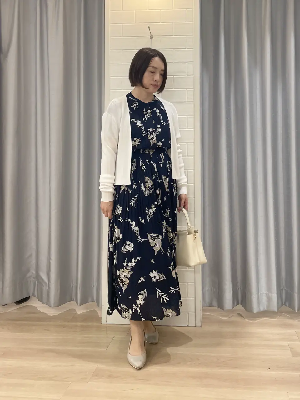 ANY SIS 丸岡 コーディネート画像