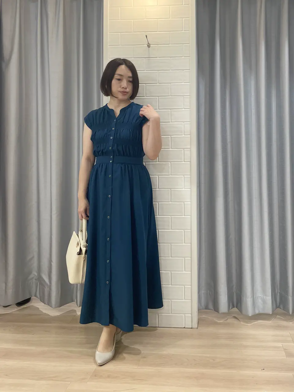 ANY SIS 丸岡 コーディネート画像