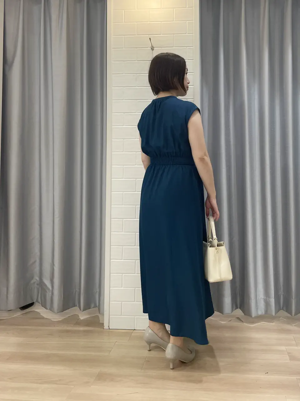 ANY SIS 丸岡 コーディネート画像