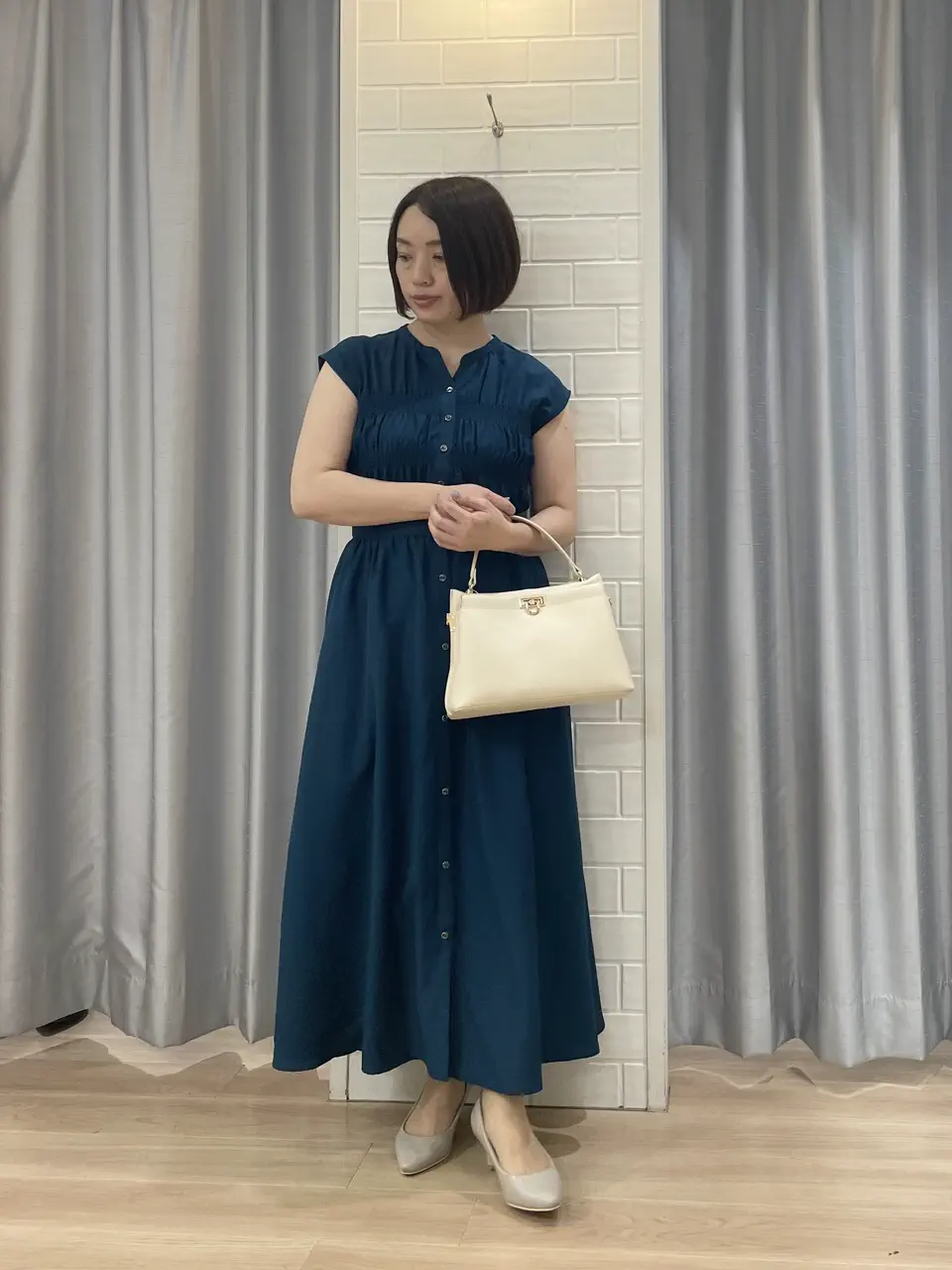 ANY SIS 丸岡 コーディネート画像