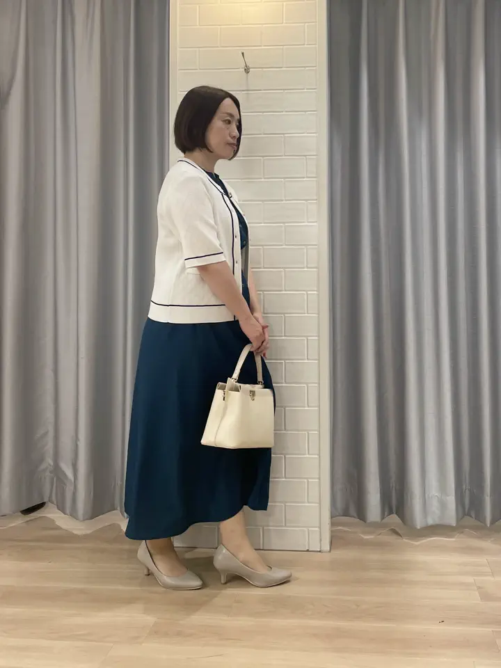ANY SIS 丸岡 コーディネート画像