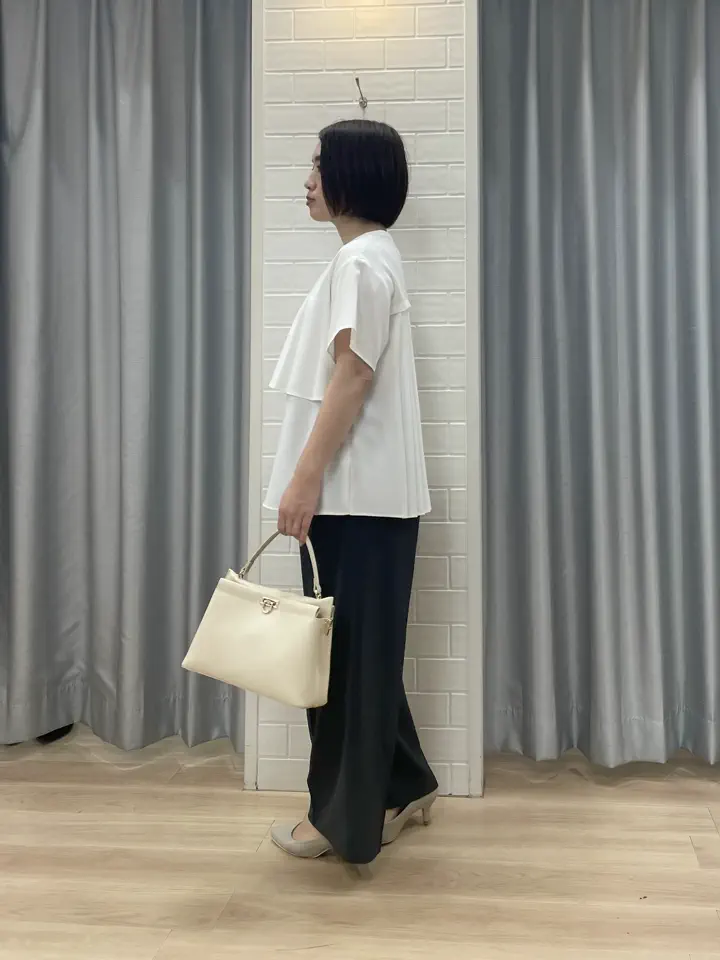 ANY SIS 丸岡 コーディネート画像