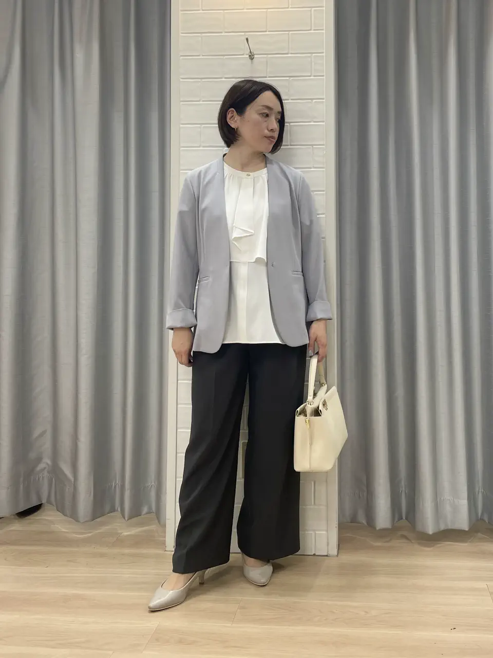 ANY SIS 丸岡 コーディネート画像