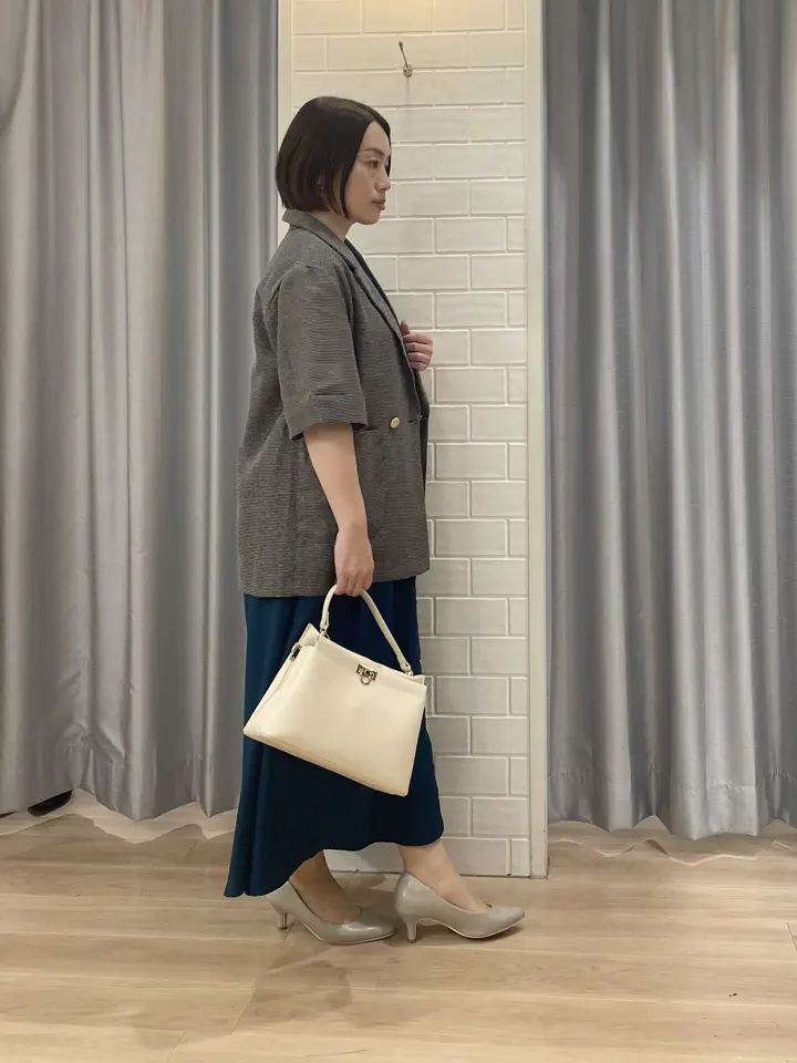 ANY SIS 丸岡 コーディネート画像