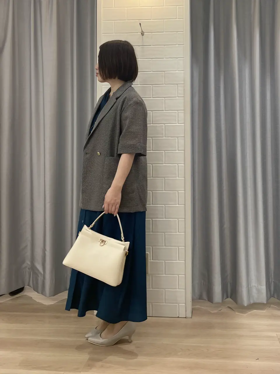 ANY SIS 丸岡 コーディネート画像