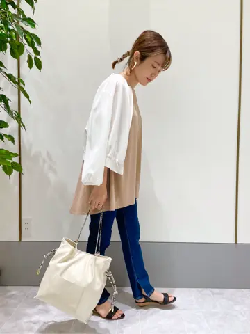 ANY SIS スタッフ コーディネート画像