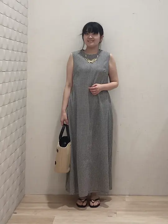 組曲 川根　彩 コーディネート画像