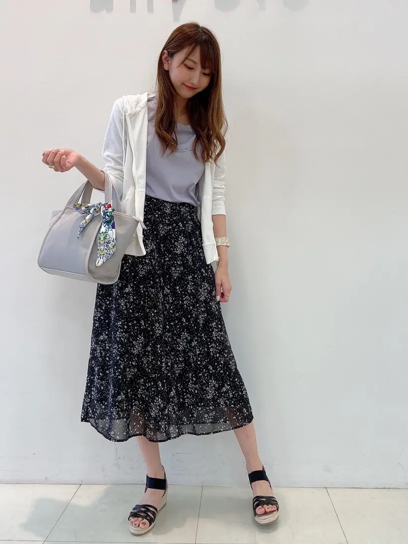  スタッフ コーディネート画像