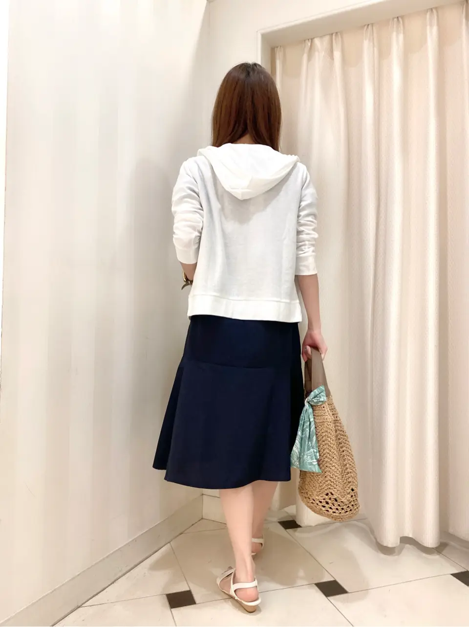 ANY SIS 金井 コーディネート画像