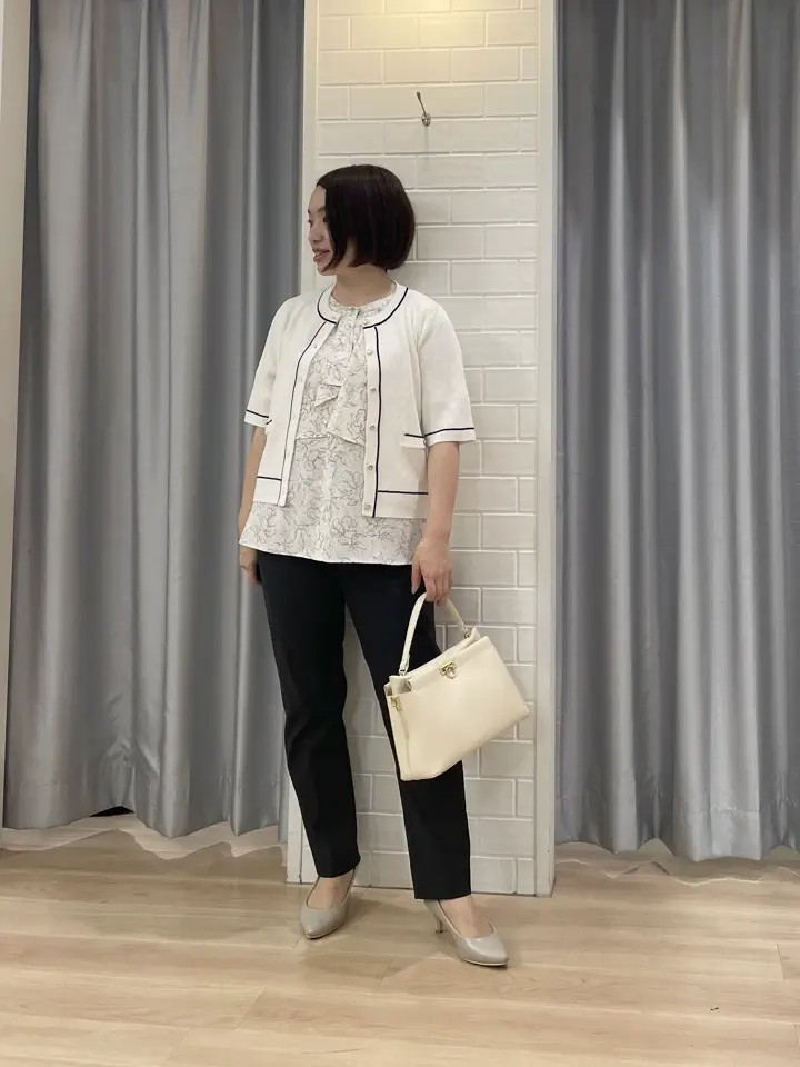 ANY SIS 丸岡 コーディネート画像