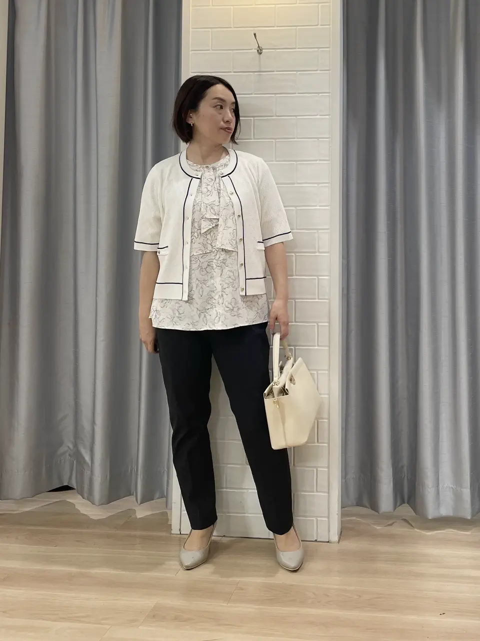 ANY SIS 丸岡 コーディネート画像