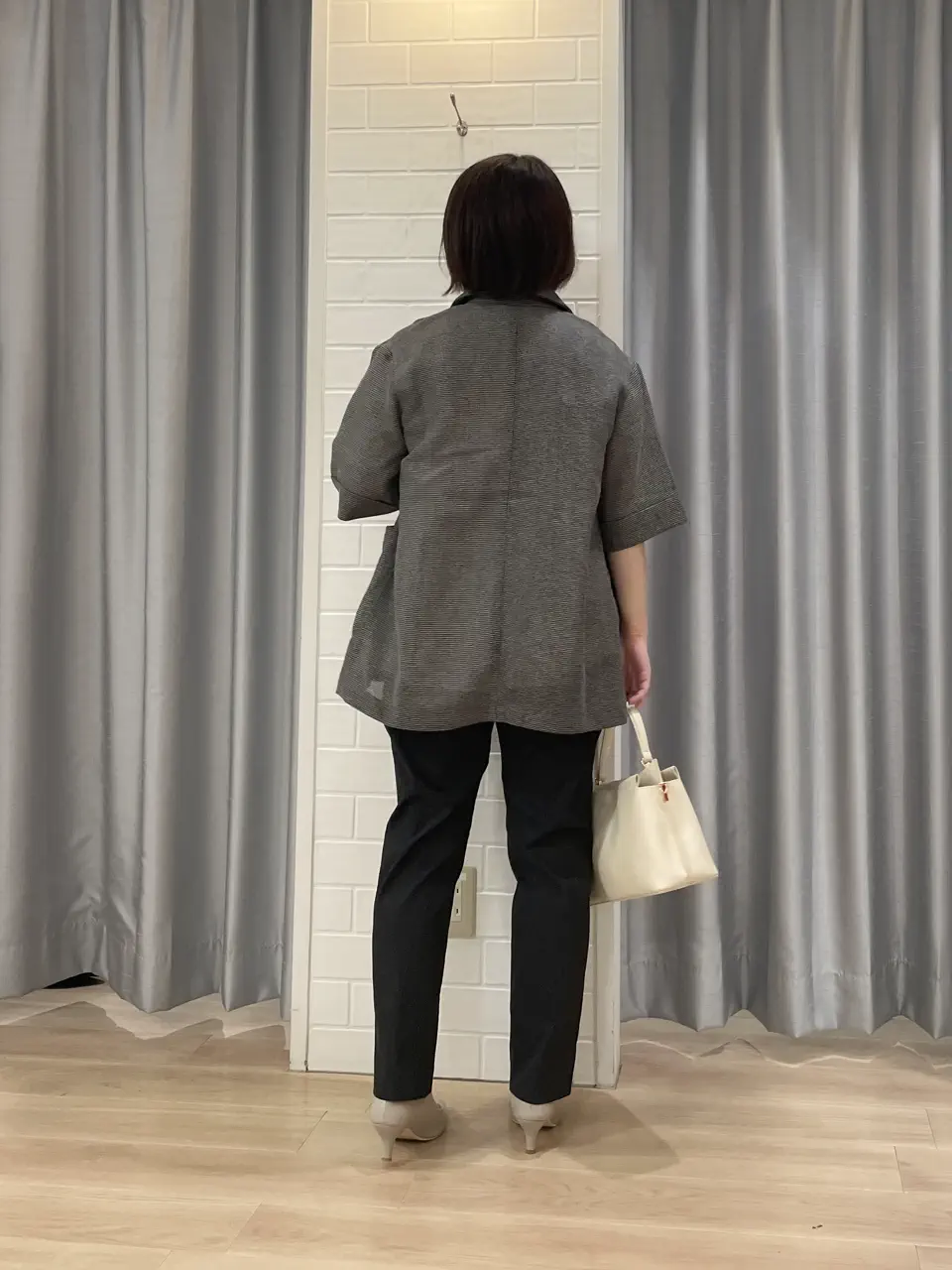 ANY SIS 丸岡 コーディネート画像