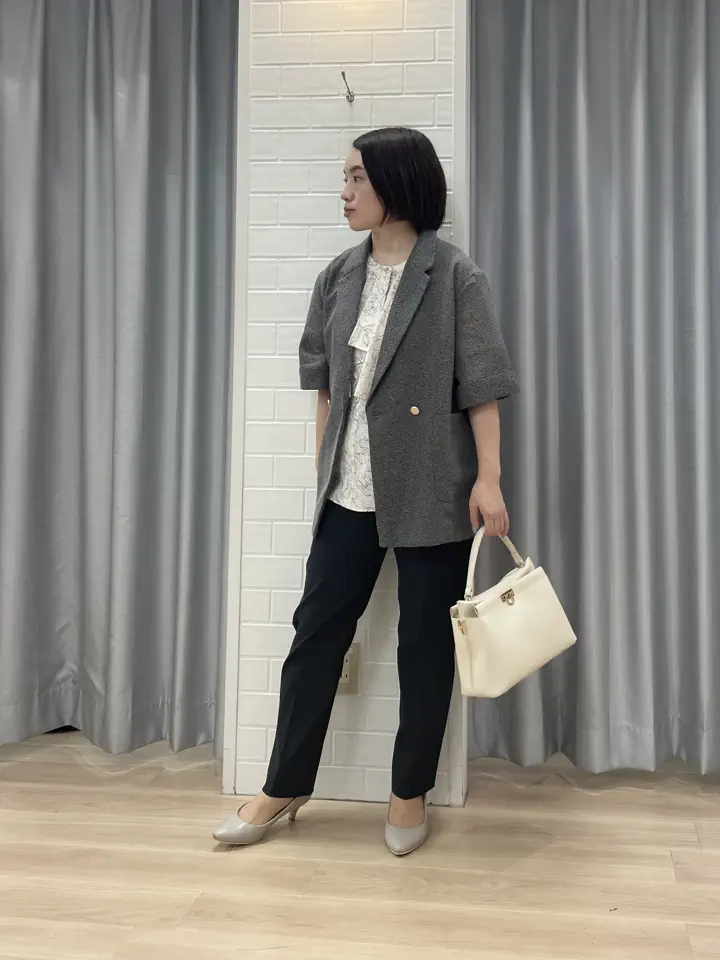 ANY SIS 丸岡 コーディネート画像