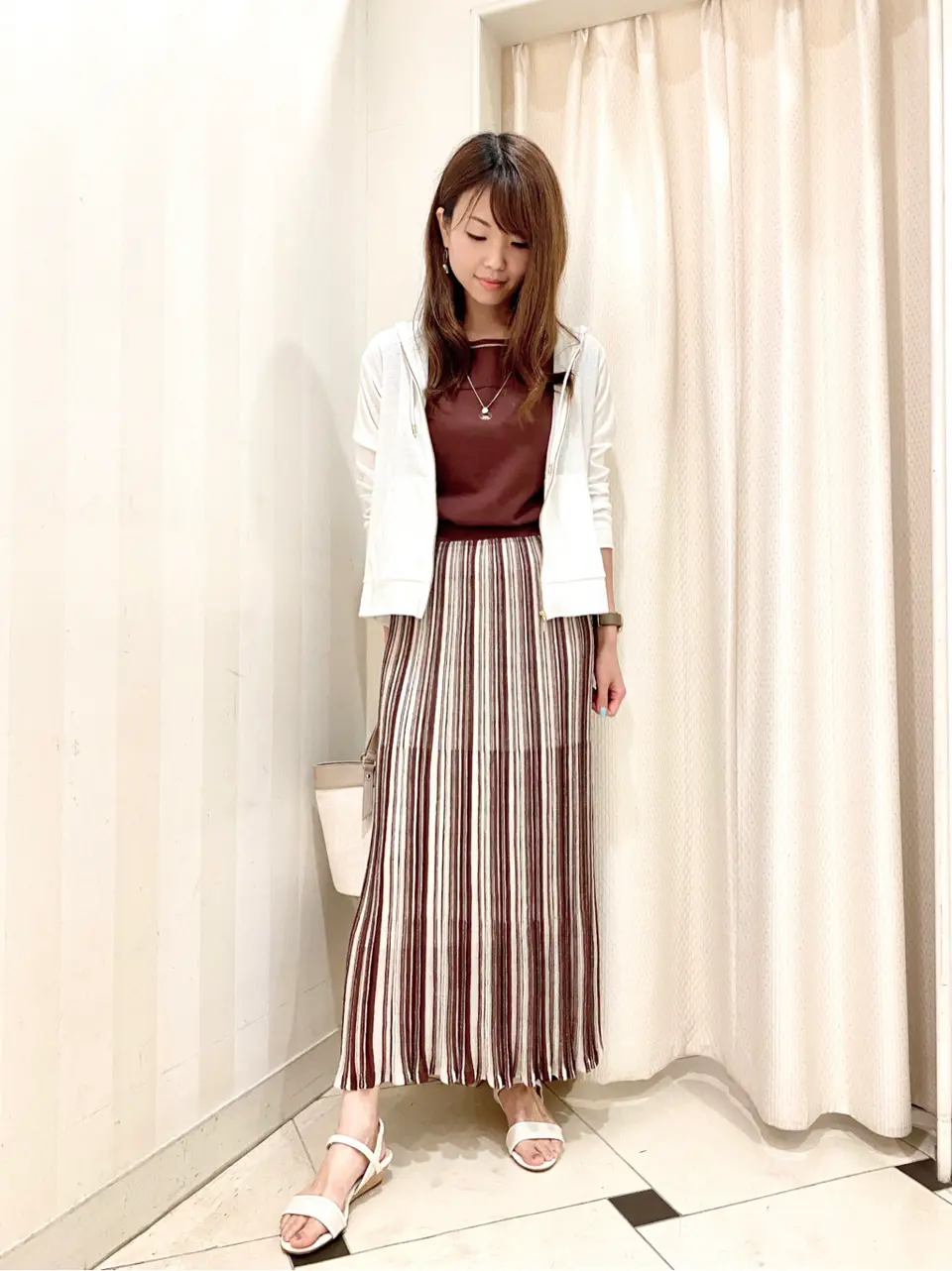 ANY SIS 金井 コーディネート画像