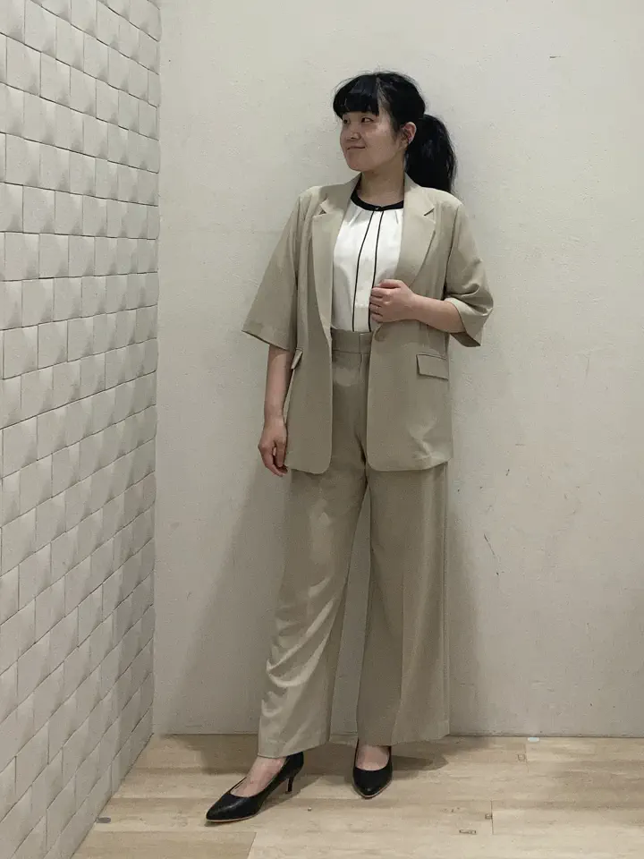 ANY SIS 川根　彩 コーディネート画像