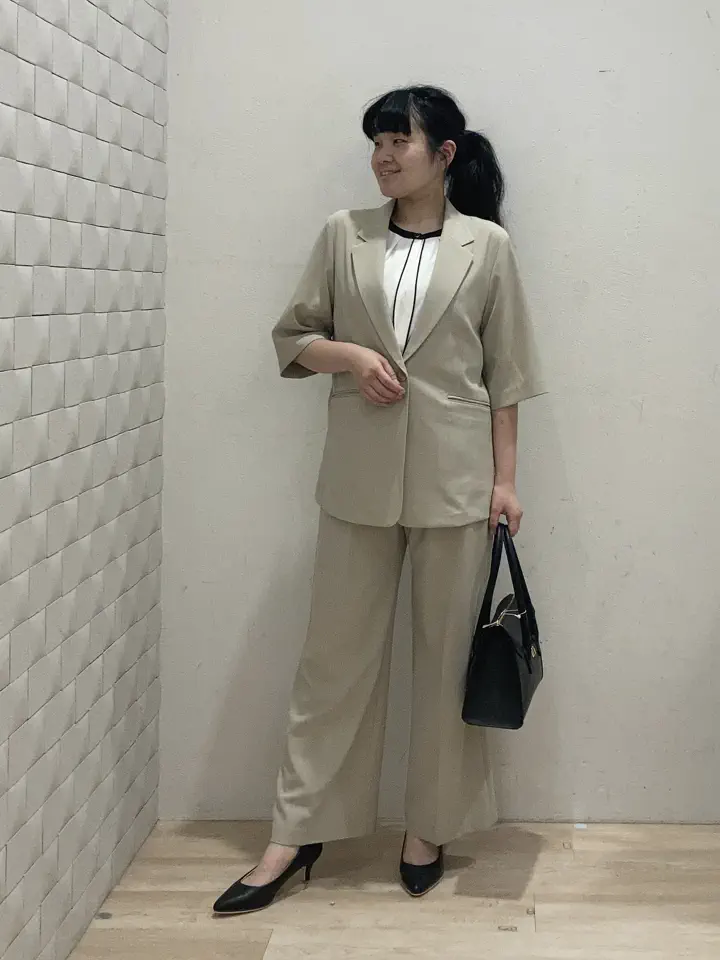 ANY SIS 川根　彩 コーディネート画像