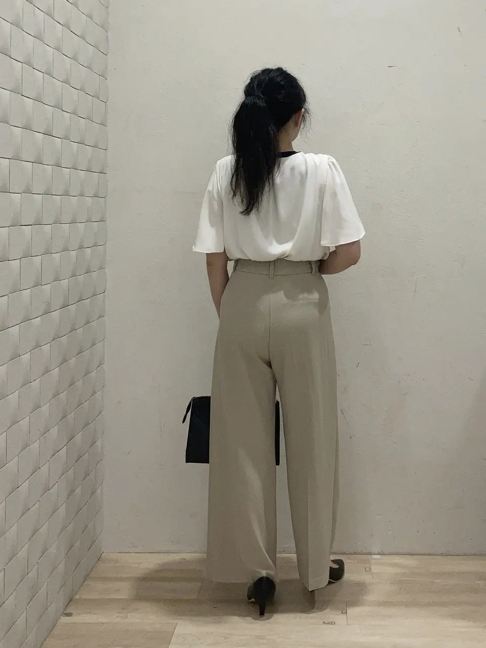 ANY SIS 川根　彩 コーディネート画像