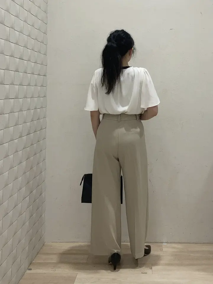 ANY SIS 川根　彩 コーディネート画像