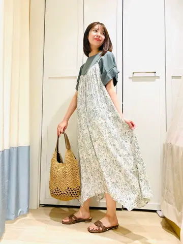 ANY SIS スタッフ コーディネート画像