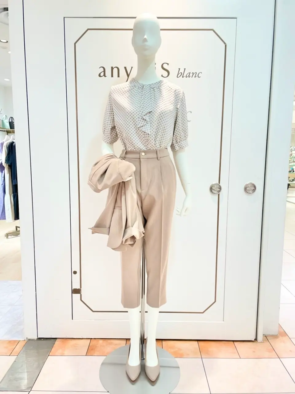 ANY SIS yamakawa コーディネート画像