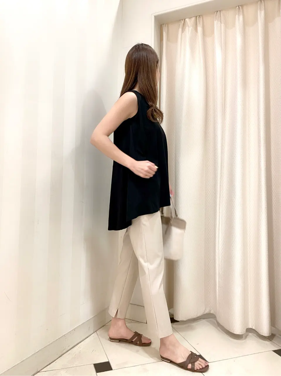 ANY SIS 金井 コーディネート画像